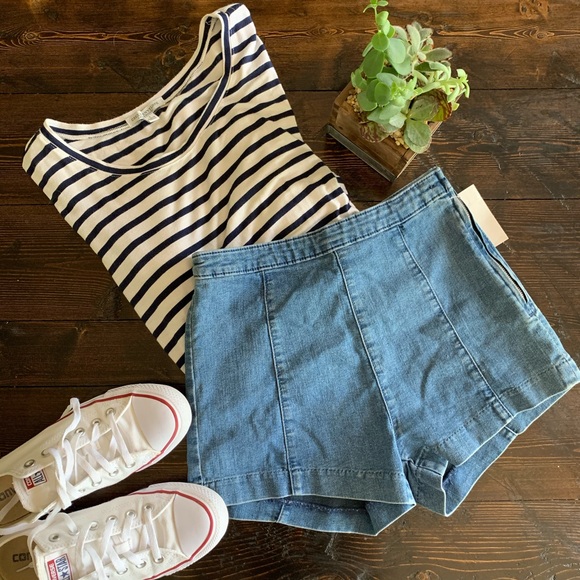 H&M Pants - H&M Fitted Jean Mini Shorts